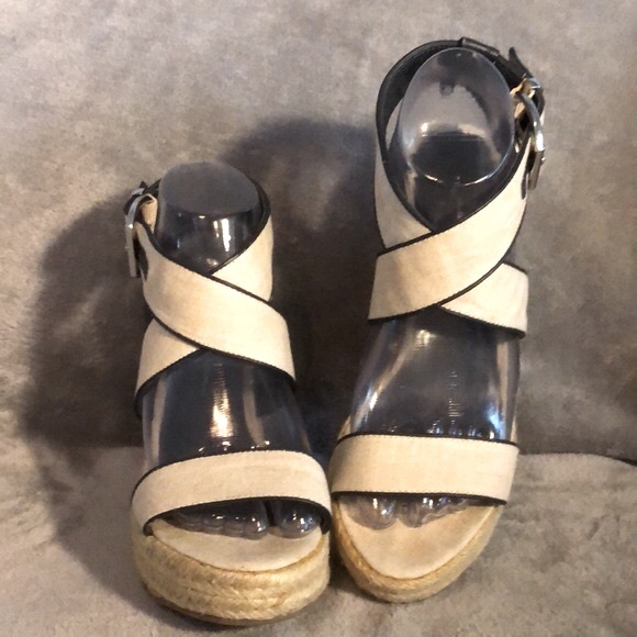 Jessica Simpson Linen Criss Cross Platform Wedges - Picture 5 of 15